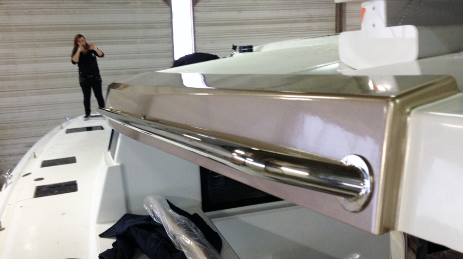 fountaine pajot Lucia 40 wrapping 2015