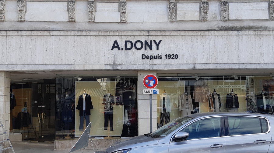 A Dony, La Rochelle